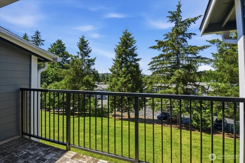 14221 NE 181st Place Woodinville WA 98072