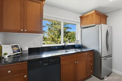 14221 NE 181st Place Woodinville WA 98072