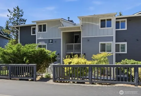 14221 NE 181st Place Woodinville WA 98072
