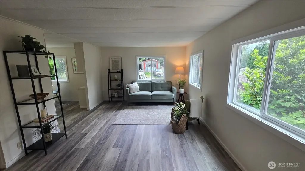 2284 Yew Street Bellingham WA 98229