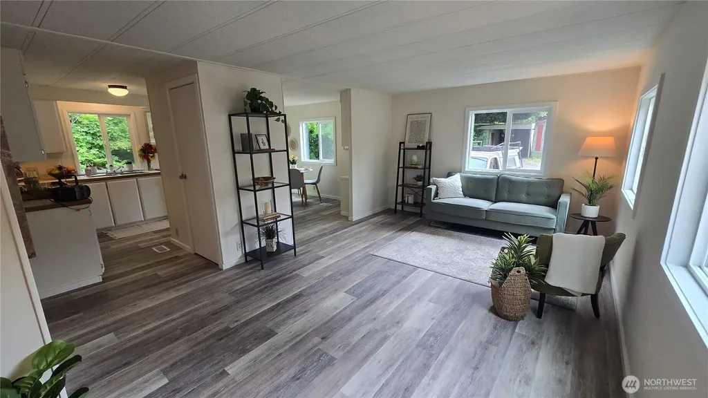 2284 Yew Street Bellingham WA 98229