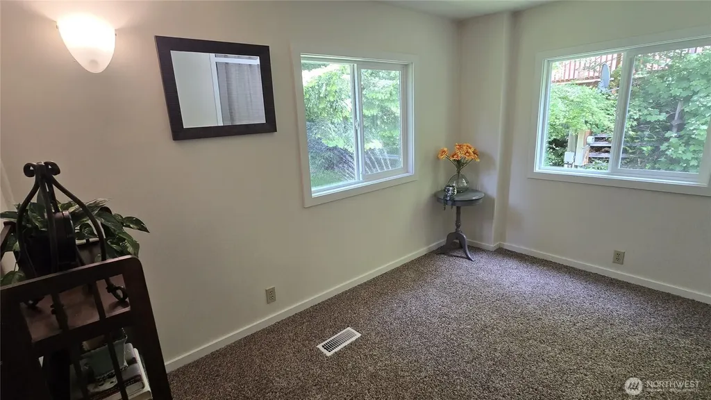 2284 Yew Street Bellingham WA 98229