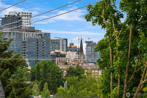 1615 E Columbia Street Seattle WA 98122
