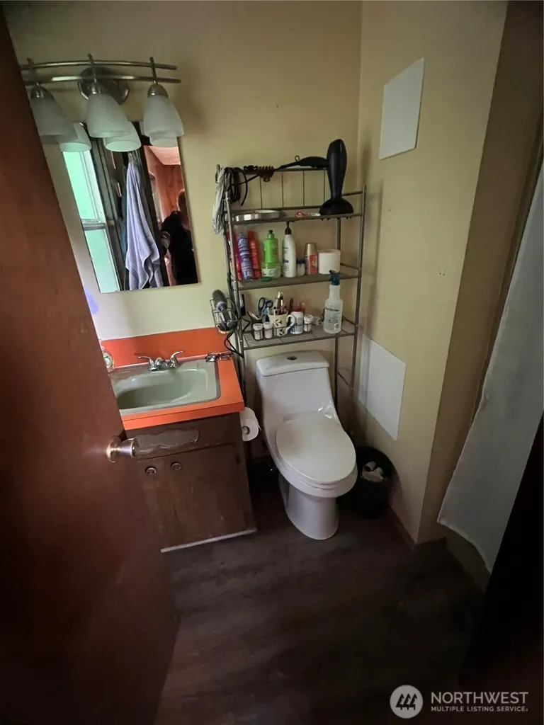 452 Lincoln Creek Centralia WA 98531