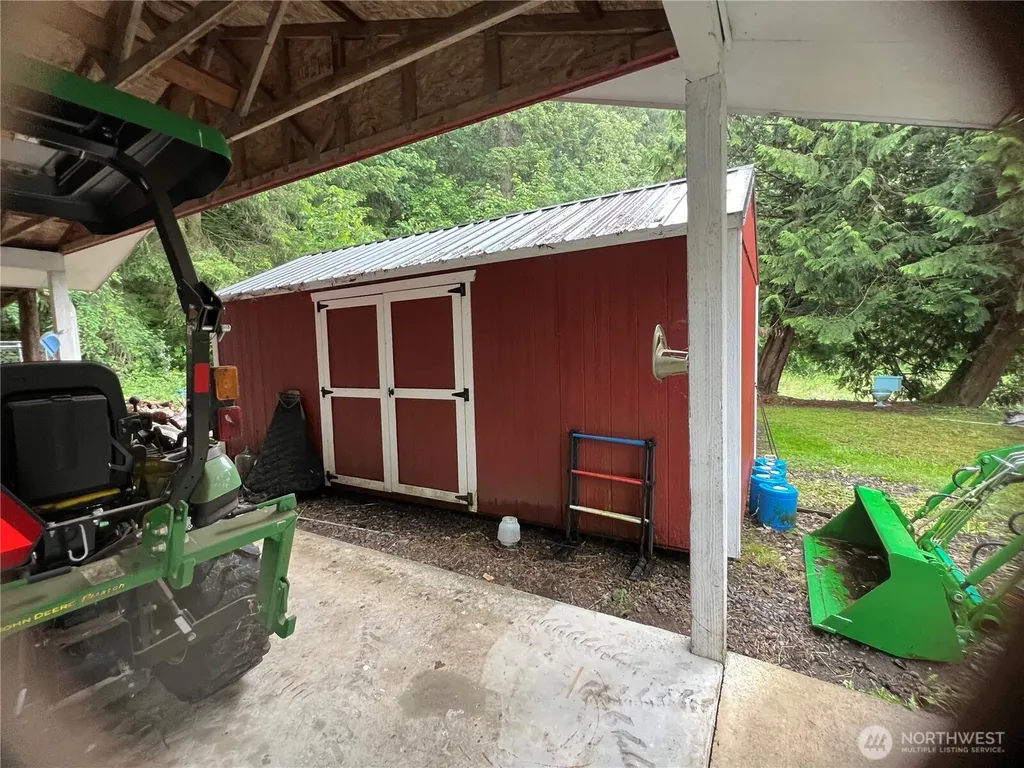 452 Lincoln Creek Centralia WA 98531