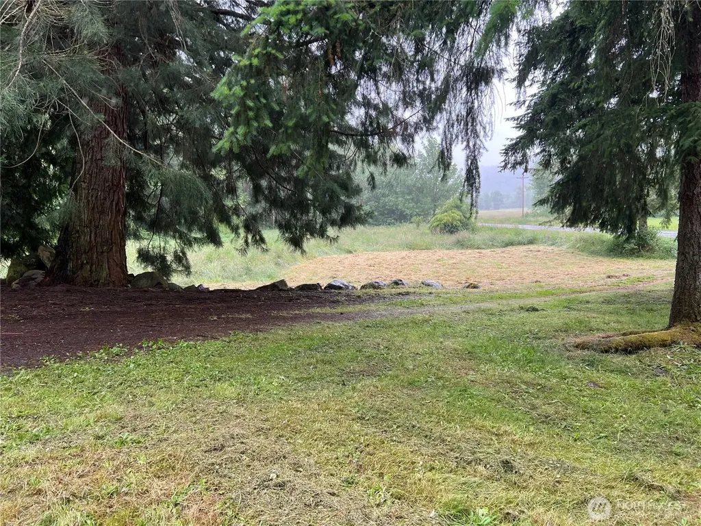 452 Lincoln Creek Centralia WA 98531