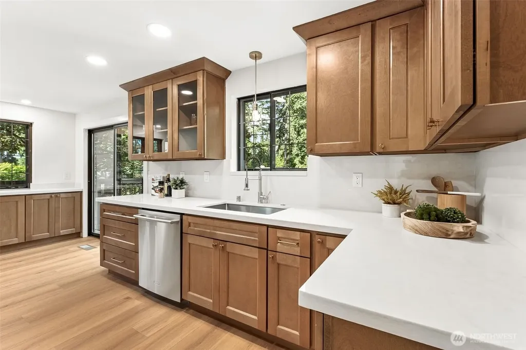 2608 32nd Avenue SE Puyallup WA 98374