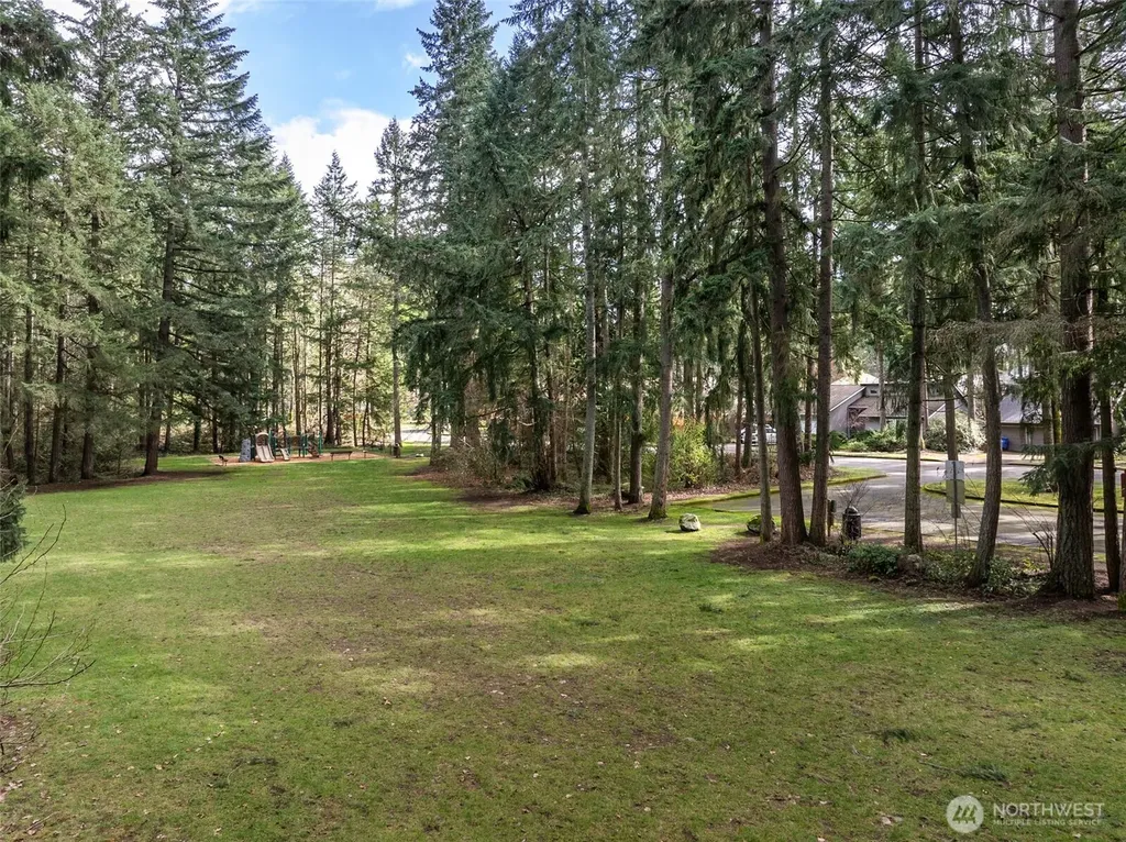 2608 32nd Avenue SE Puyallup WA 98374