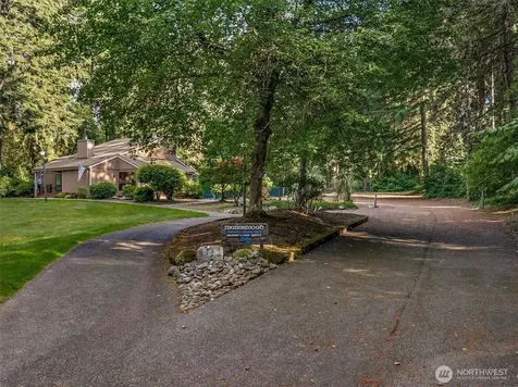 2608 32nd Avenue SE Puyallup WA 98374