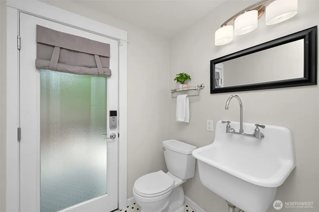 276 Briar Road Bellingham WA 98225