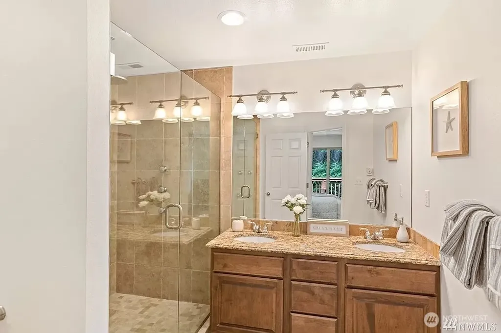 21900 SE 242nd Street Maple Valley WA 98038
