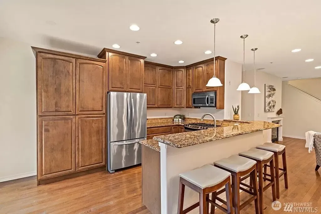 21900 SE 242nd Street Maple Valley WA 98038
