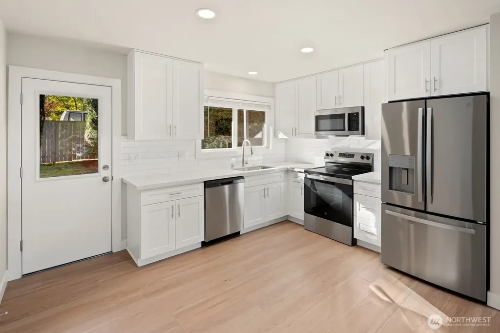 845 Kirkland Way Kirkland WA 98033