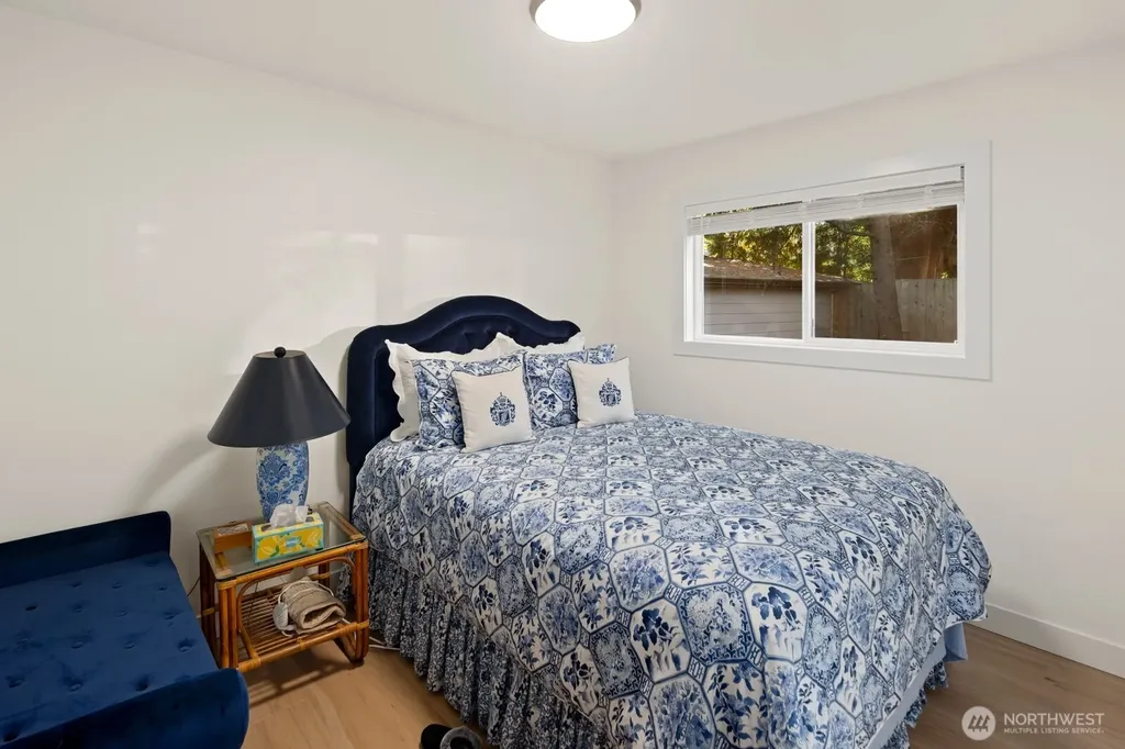 845 Kirkland Way Kirkland WA 98033