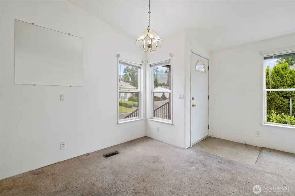 1805 NE 94th Street Vancouver WA 98665