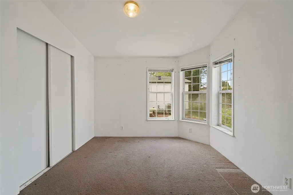 1805 NE 94th Street Vancouver WA 98665