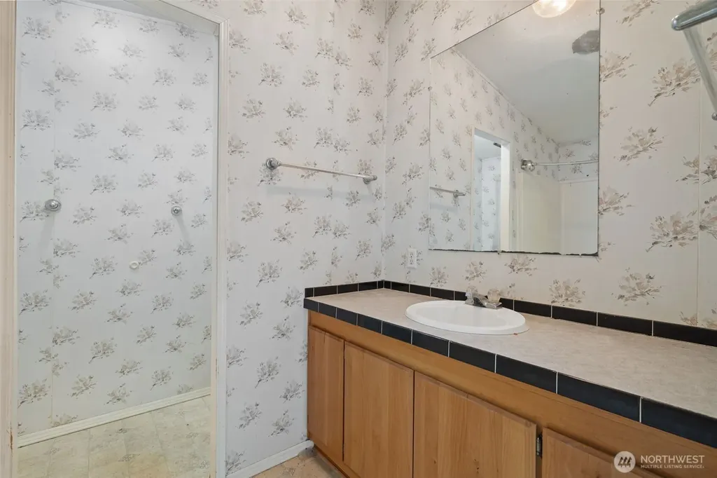 1805 NE 94th Street Vancouver WA 98665