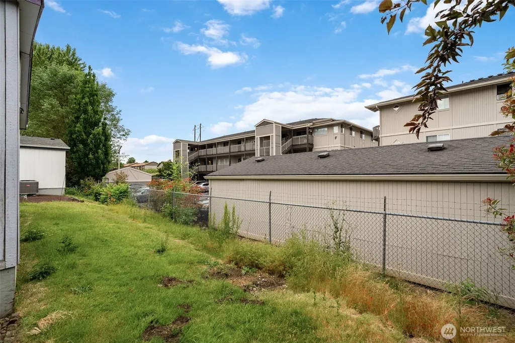 1805 NE 94th Street Vancouver WA 98665
