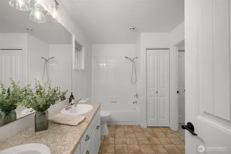 46227 SE 139th Place North Bend WA 98045
