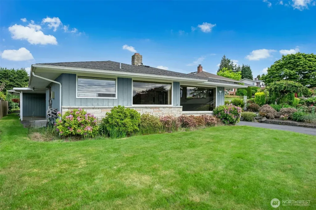 507 View Ridge Drive Everett WA 98203