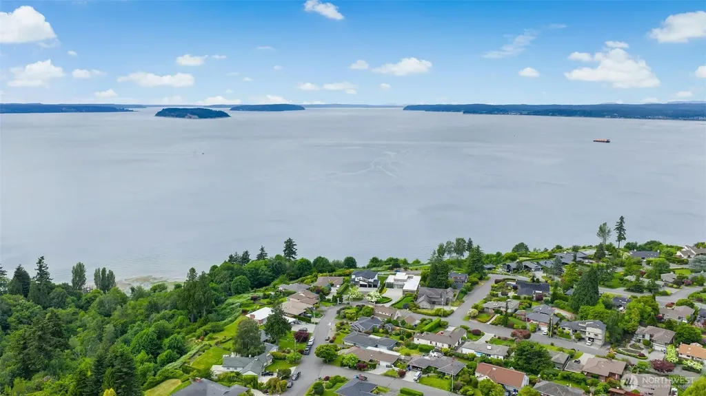 507 View Ridge Drive Everett WA 98203