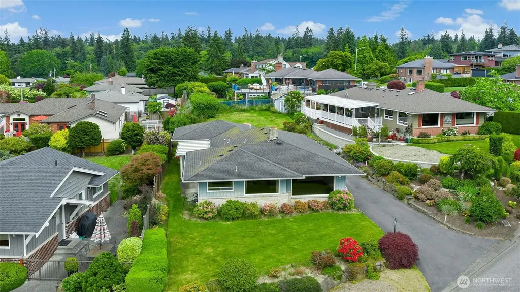 507 View Ridge Drive Everett WA 98203