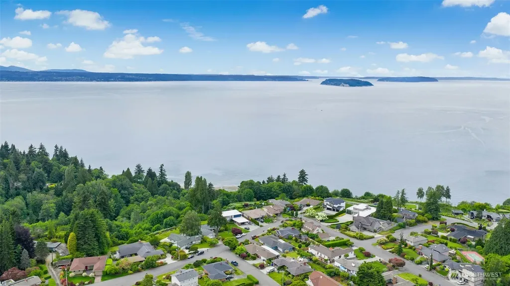 507 View Ridge Drive Everett WA 98203