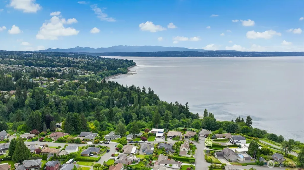 507 View Ridge Drive Everett WA 98203