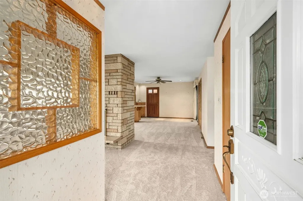 507 View Ridge Drive Everett WA 98203