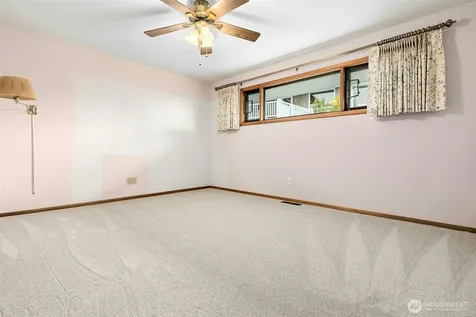 507 View Ridge Drive Everett WA 98203