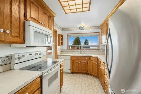 507 View Ridge Drive Everett WA 98203