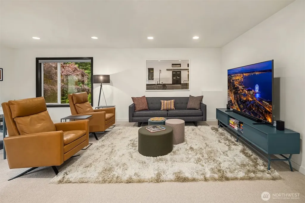311 34th Avenue E Seattle WA 98112