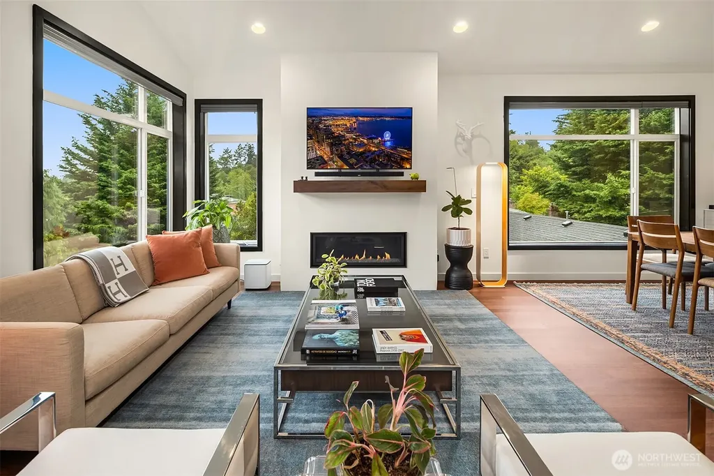 311 34th Avenue E Seattle WA 98112