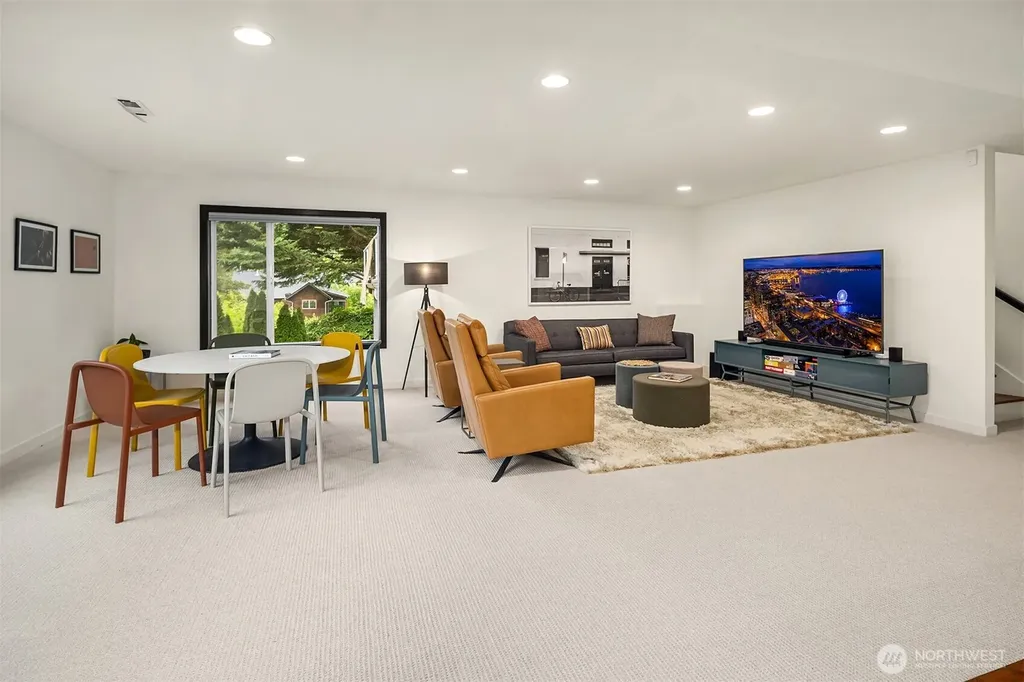 311 34th Avenue E Seattle WA 98112