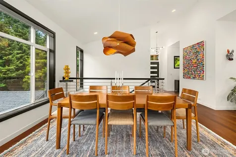311 34th Avenue E Seattle WA 98112