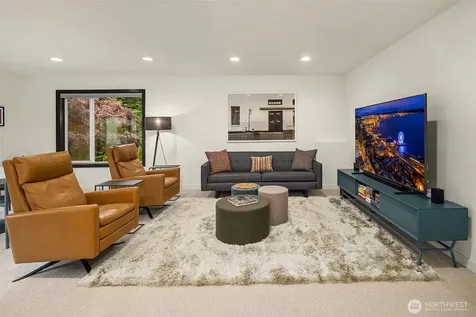 311 34th Avenue E Seattle WA 98112
