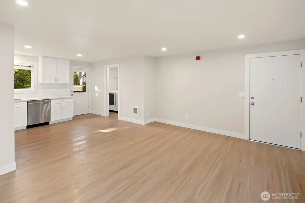 845 Kirkland Way Kirkland WA 98033