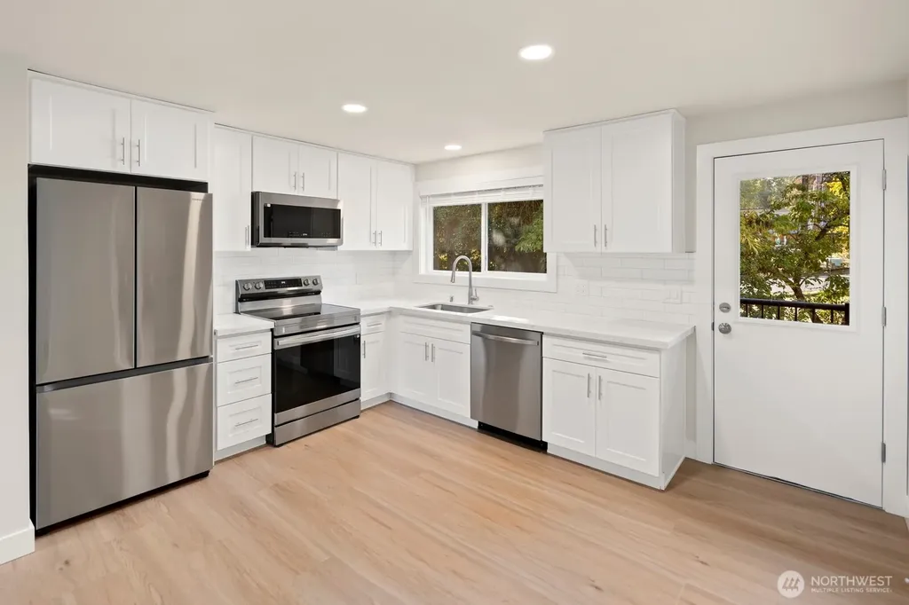 845 Kirkland Way Kirkland WA 98033