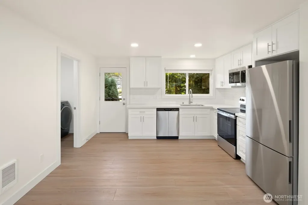 845 Kirkland Way Kirkland WA 98033