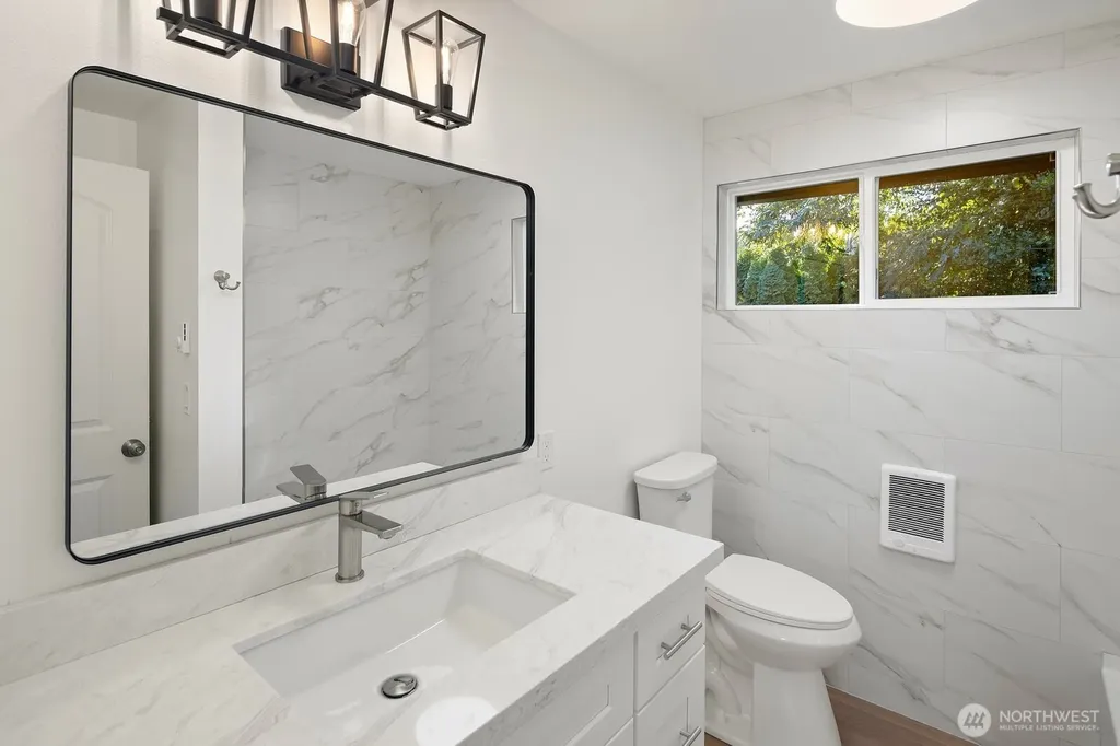 845 Kirkland Way Kirkland WA 98033