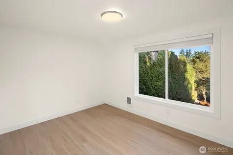 845 Kirkland Way Kirkland WA 98033