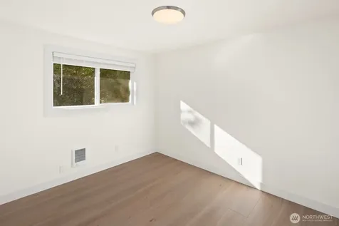 845 Kirkland Way Kirkland WA 98033