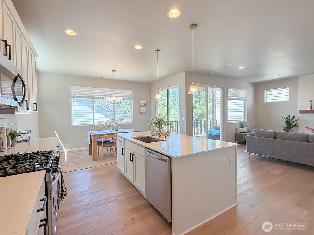6843 46th Street NE Marysville WA 98270