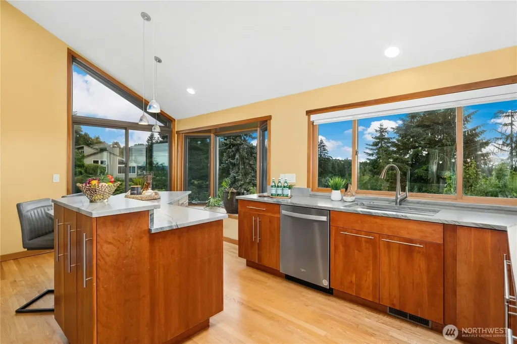 4730 154th Place SE Bellevue WA 98006