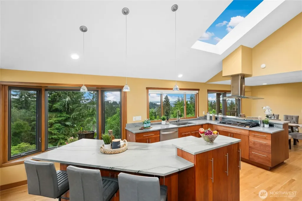 4730 154th Place SE Bellevue WA 98006