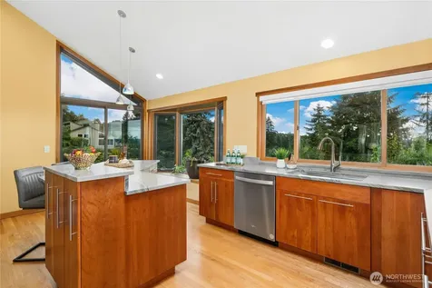 4730 154th Place SE Bellevue WA 98006