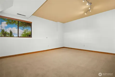 4730 154th Place SE Bellevue WA 98006