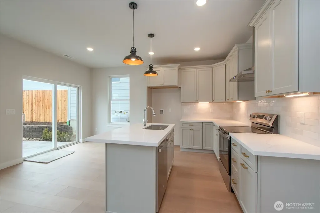 40 Sussex Court Sequim WA 98382