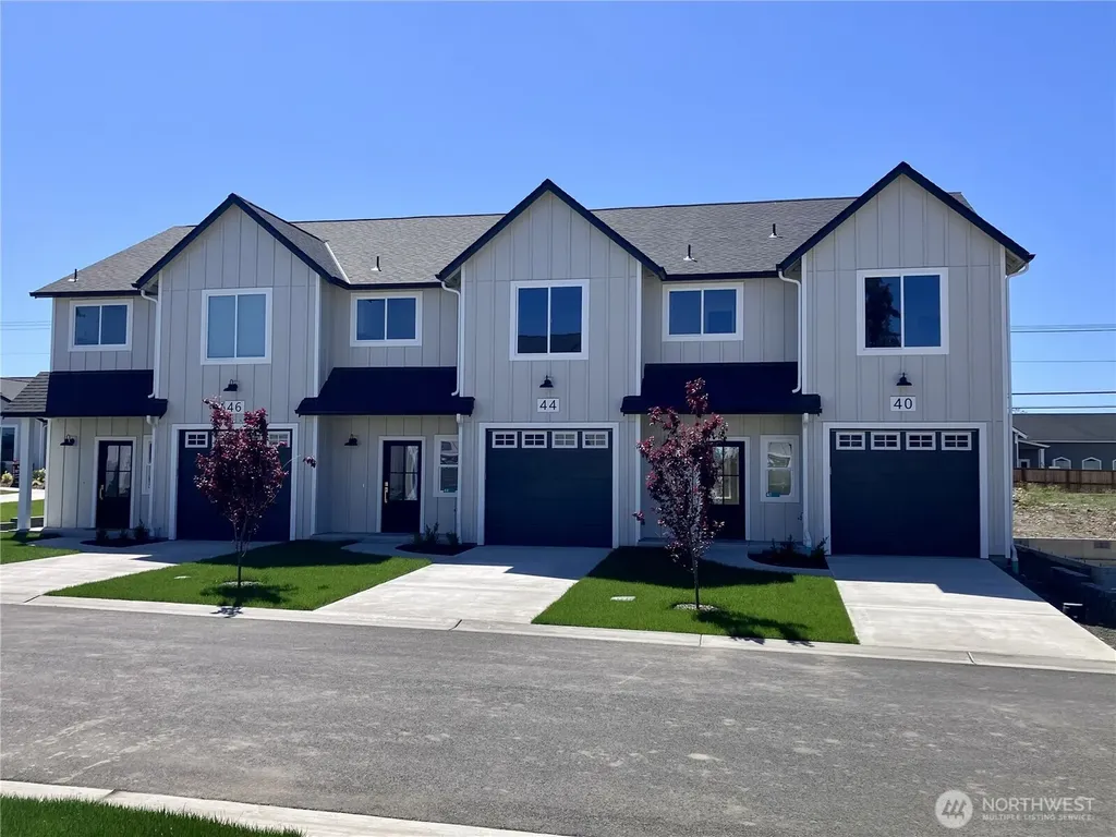 40 Sussex Court Sequim WA 98382