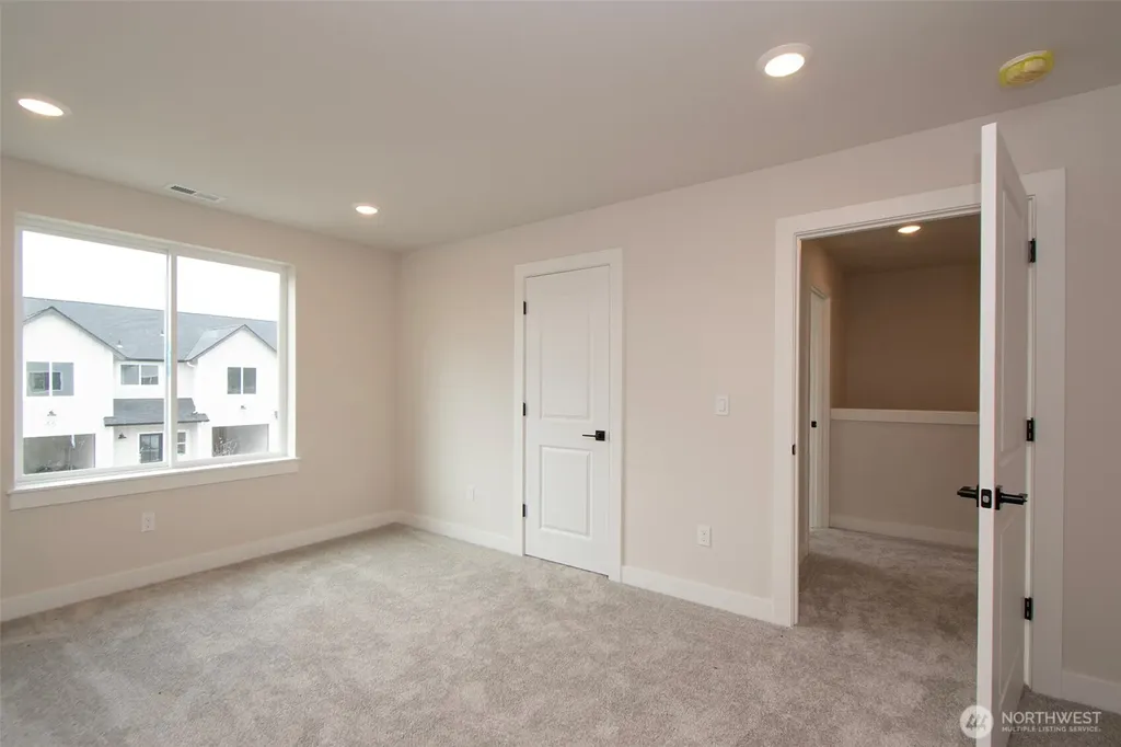 40 Sussex Court Sequim WA 98382
